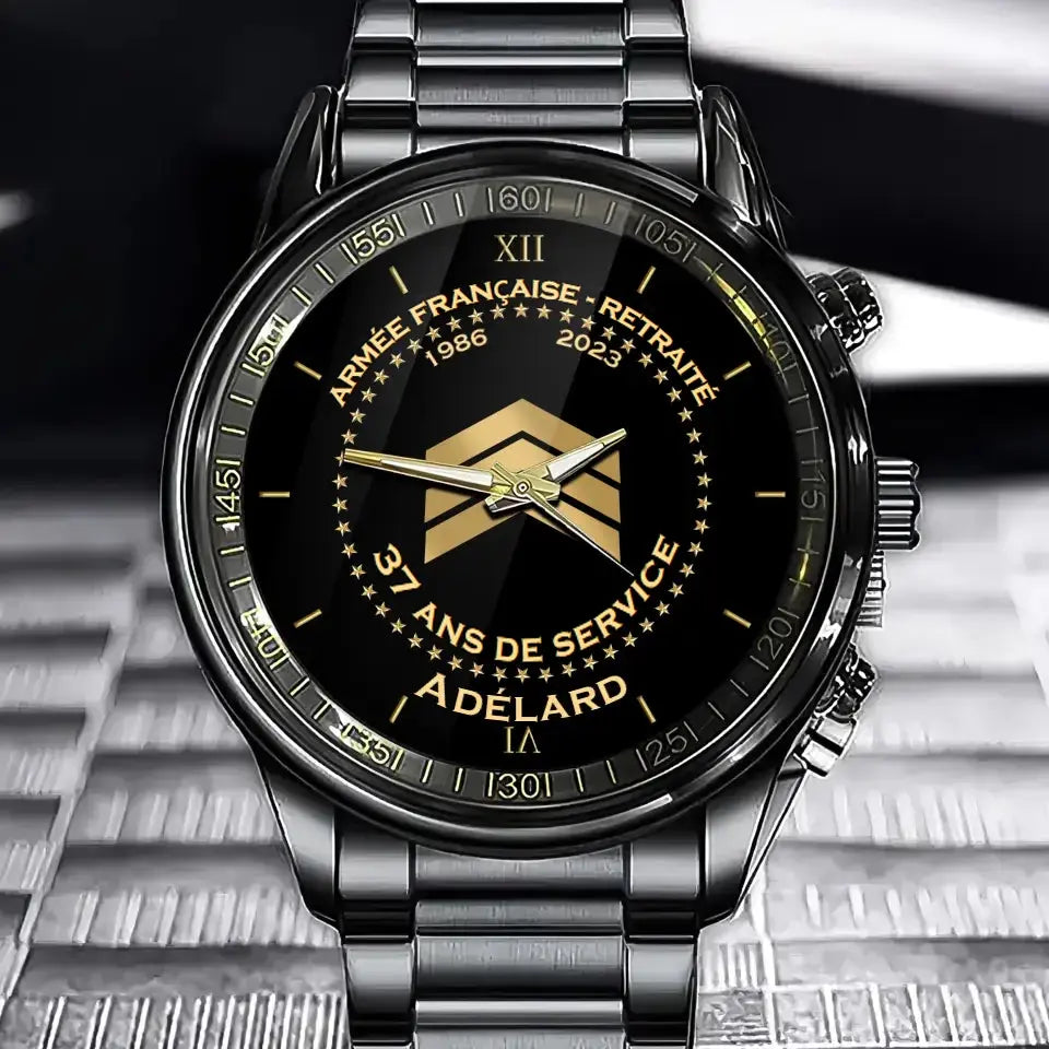 Montre personnalisée pour retraités de l'armée française avec temps de service et nom imprimés