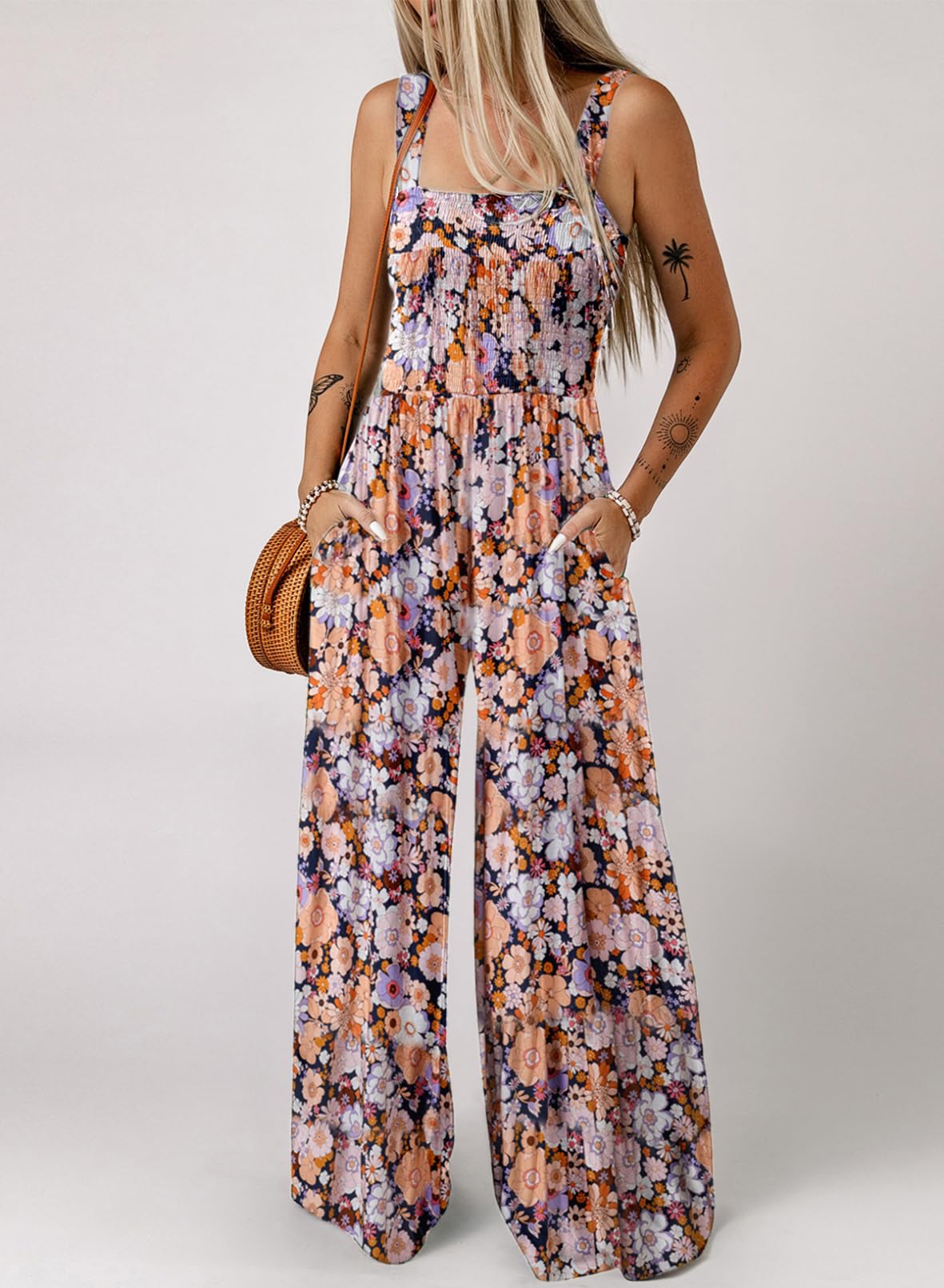 Fashionable women's casual jumpsuit