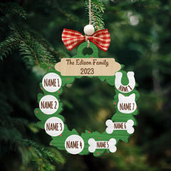 Ornements de Noël familiaux personnalisés, ornement de couronne de guirlande acrylique 2023 avec noms de membres de la famille, ornement de vacances personnalisé