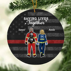 Sauver des vies ensemble pompier/EMT/infirmière/police/militaire – Ornements en céramique personnalisés, cadeaux pour couples, meilleurs amis