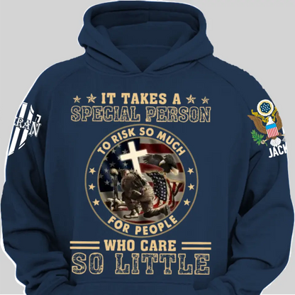 It Takes A Special Person To Risk So Much - Perfect Gift For Veteran, Grandpa, Dad on Memorial Day, Veterans Day, Patriot Day, Birthday Classic T-Shirt