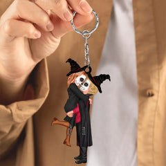 Porte-clés en acrylique personnalisé pour couple d'Halloween s'embrassant et s'étreignant